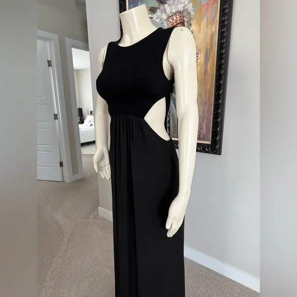 BCBGMAXAZRIA Angelinah Contrast Cutout Gown – Size 2 - Picture 9 of 15